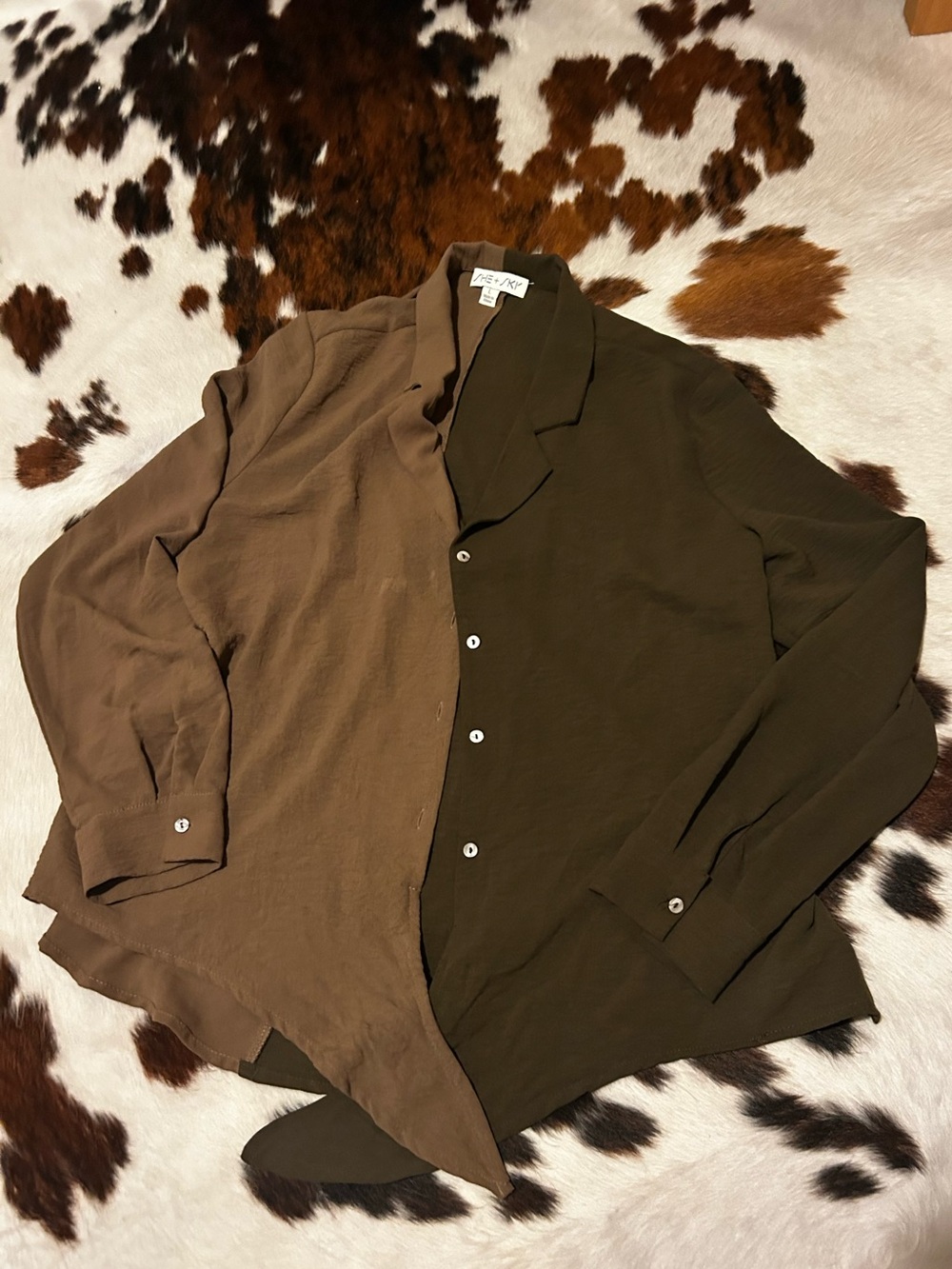 (3 for $25) Two-Tone Brown Button-Up Blouse